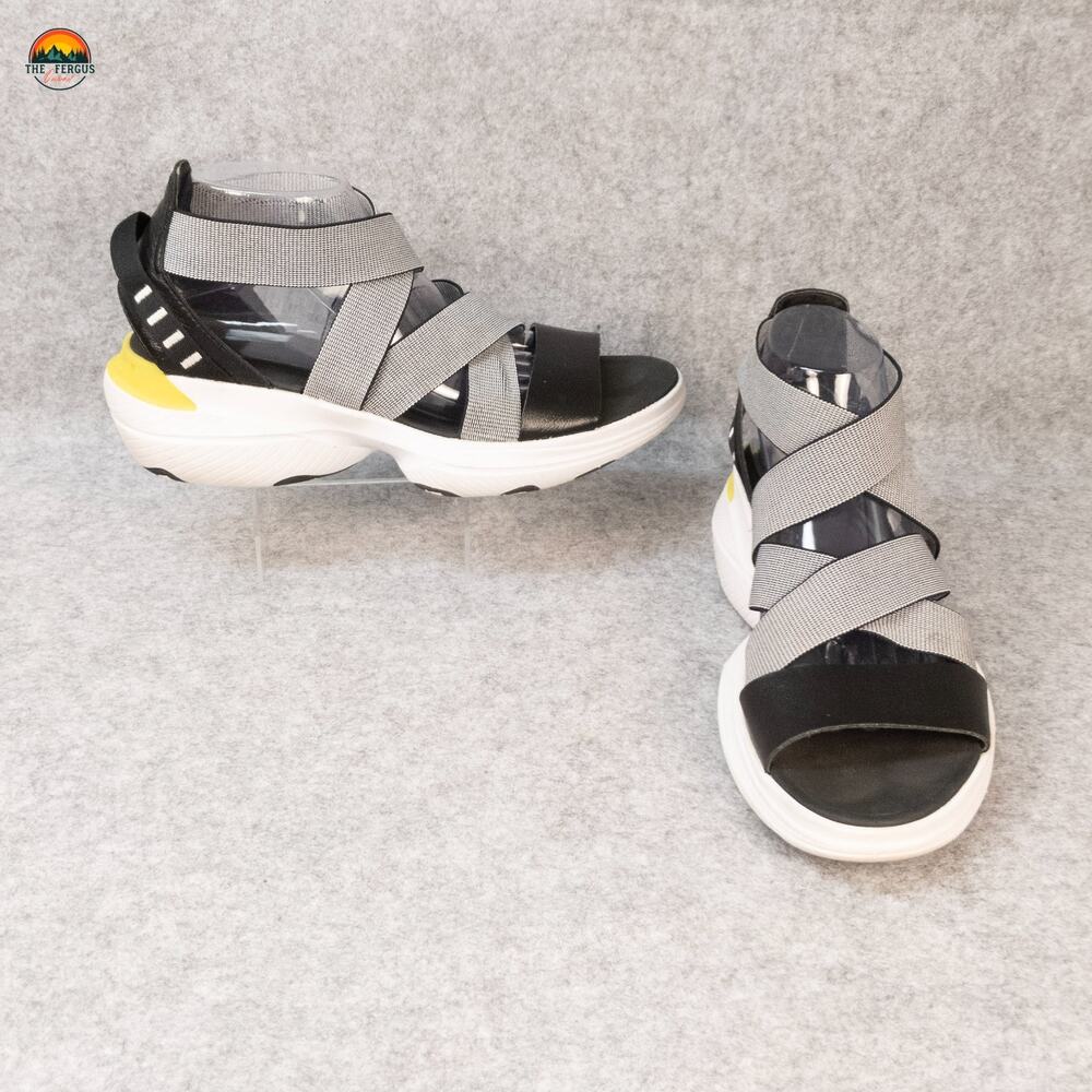 Sorel Joanie II Sandal Black White Strappy Casual Comfort Gorpcore Women's Sz 10
